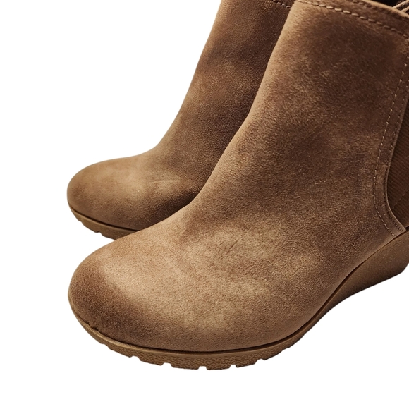 Mia Wedge Ankle Booties Tan Faux Suede Size 7.5 - Picture 3 of 14